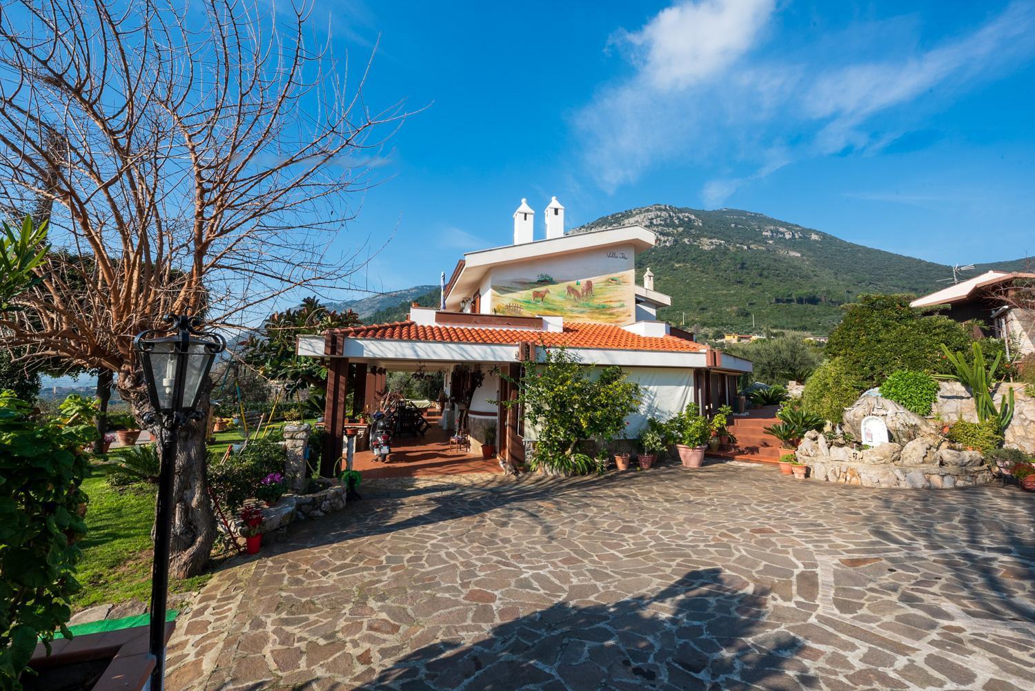 Villa Ida Bed&Breakfast Terracina Esterno foto